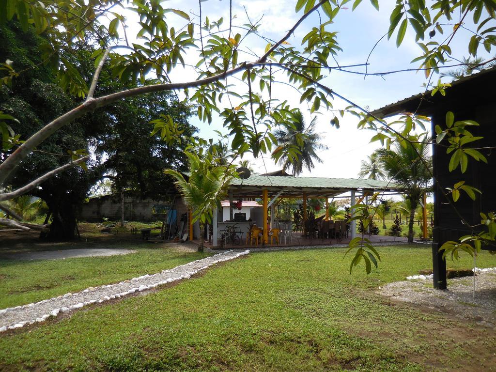 Hotel Nuquimar Nuquí Exterior foto